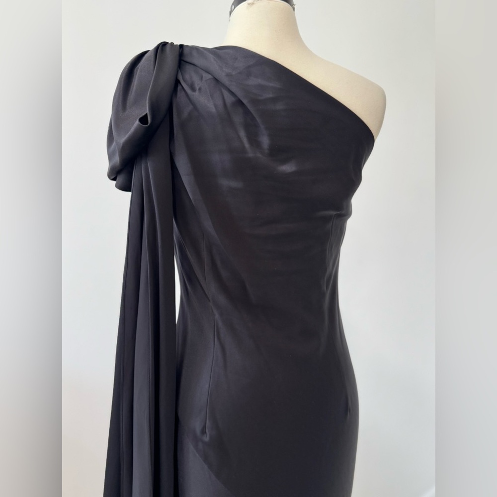 Alejandra Alonso Rojas One Shoulder Bow Silk Gown With Train In Black - Picture 8 of 12